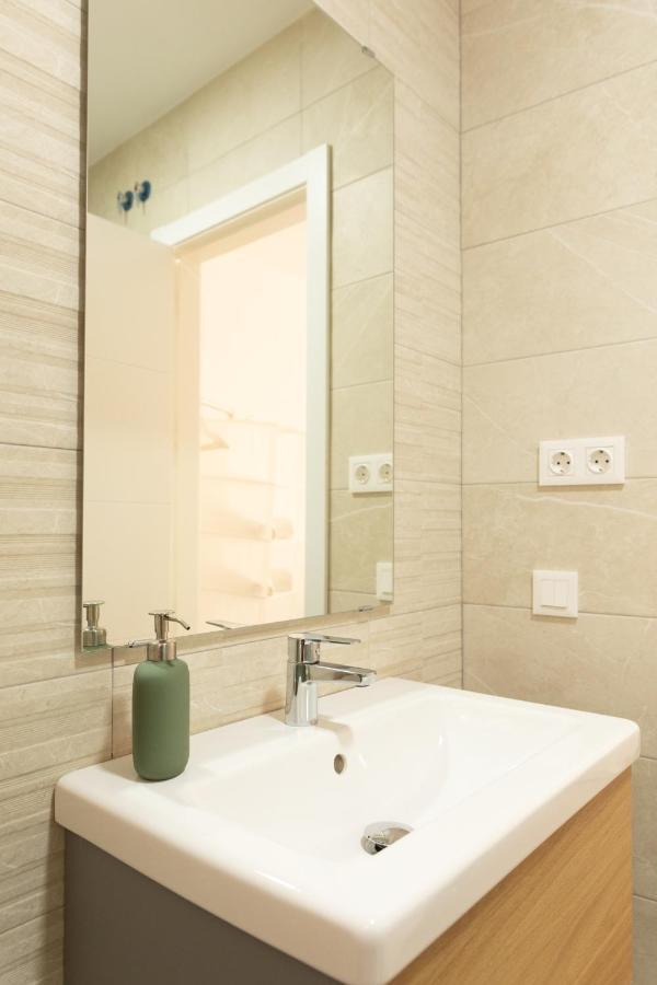 Appartamento Duplex Victory III Málaga Esterno foto